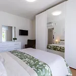 Appartamento Colombo Palace - Viale Colombo 358 *