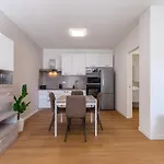 Appartamento Colombo Palace - Viale Colombo 358 Quartu SantʼElena