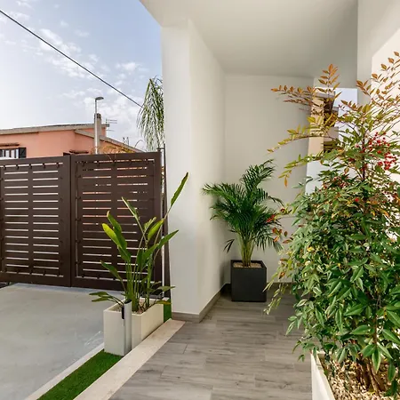 Colombo Palace - Viale Colombo 358 דירה