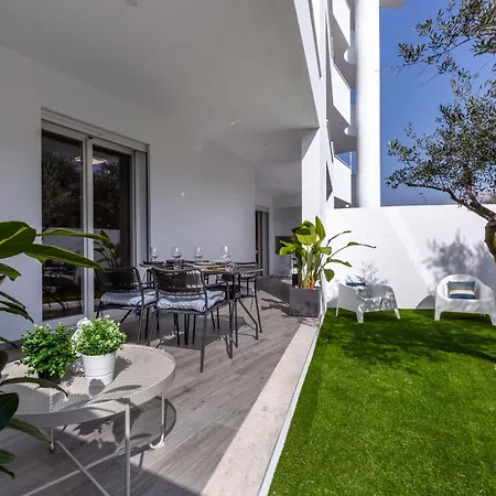 Colombo Palace - Viale Colombo 358 דירה *